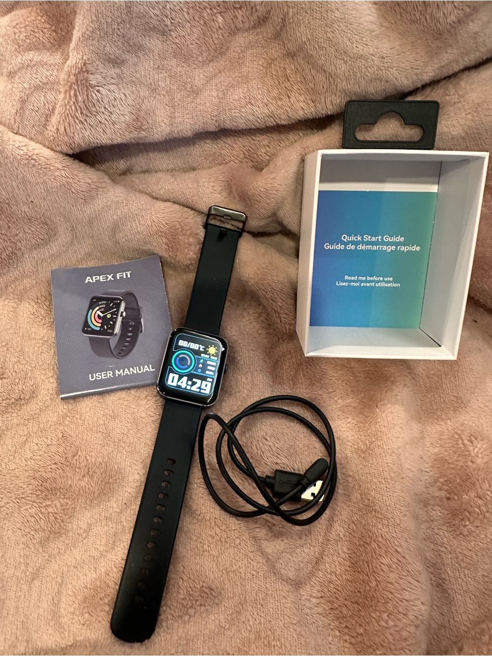 Apex Smartwatch – Fitness Tracker with Heart Rate & Sleep Monitoring